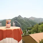 Monserrat Bed & Breakfast 3*