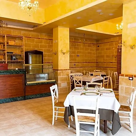 Monserrat Bed & Breakfast 4*