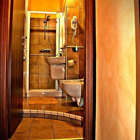 Al Balcone Delle Dolomiti Monserrat Bed & Breakfast *