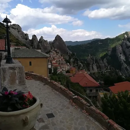 Al Balcone Delle Dolomiti Monserrat Bed & Breakfast