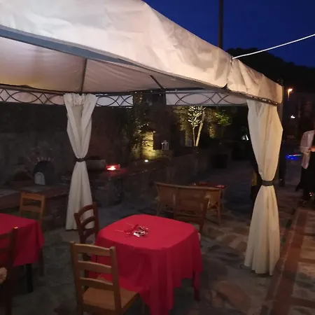 Monserrat Nocleg ze śniadaniem