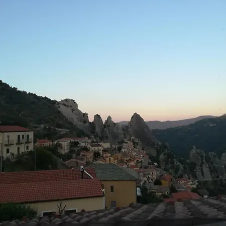 Bed & Breakfast Al Balcone Delle Dolomiti Monserrat Castelmezzano