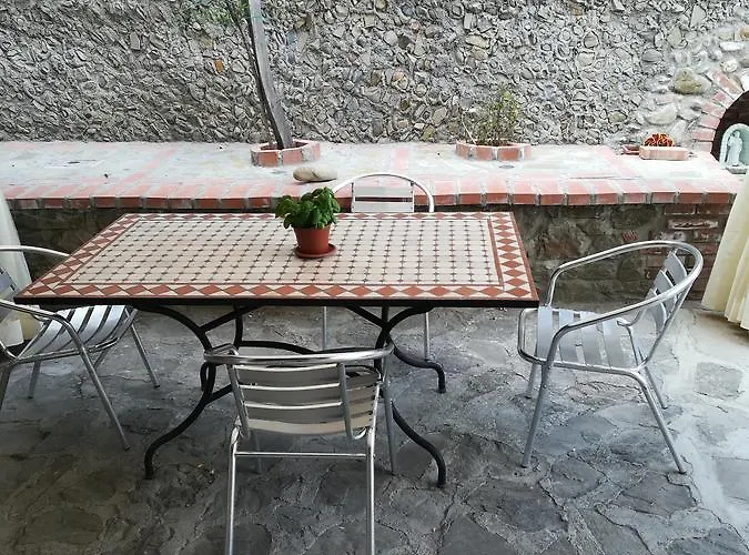 Bed & Breakfast Monserrat Castelmezzano